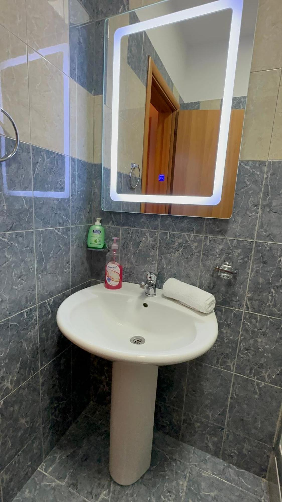 Dioras Apartment. Тирана Екстер'єр фото